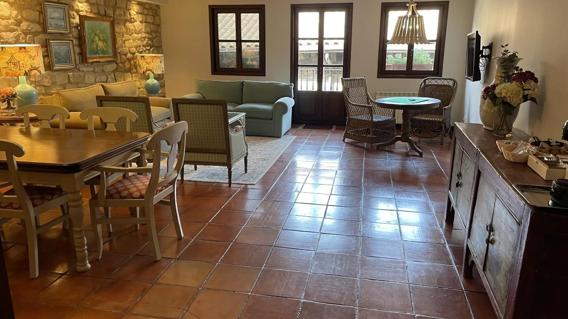The Manor House Guest House Laguardia